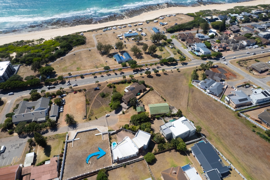 4 Bedroom Property for Sale in C Place Eastern Cape